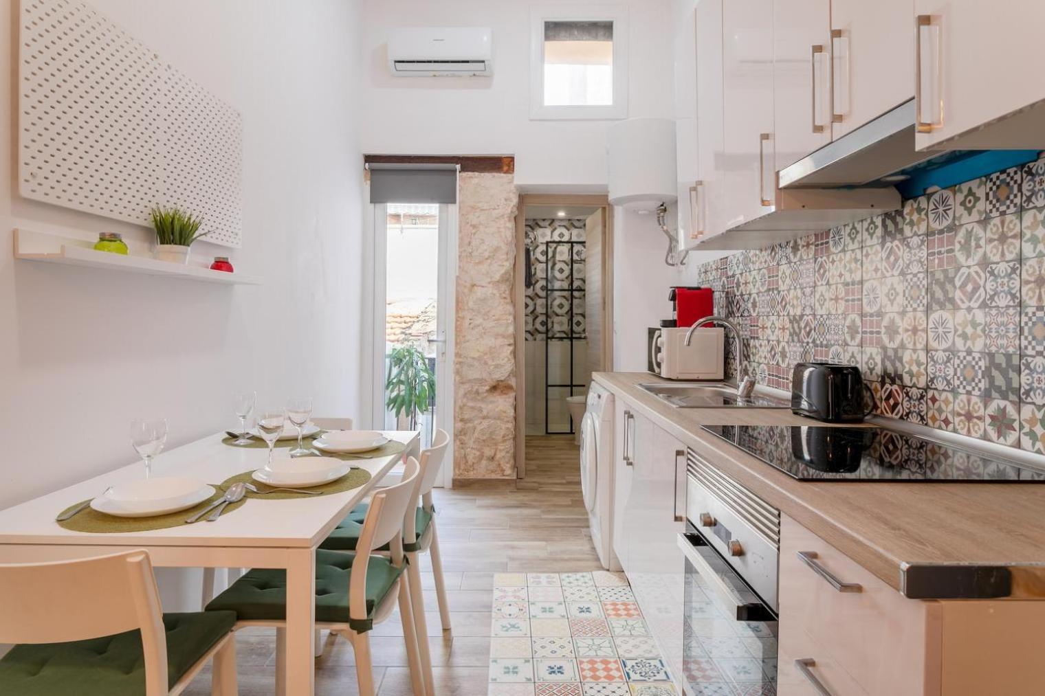 Bel Appartement Rustique Au Coeur D'Alicante Bagian luar foto