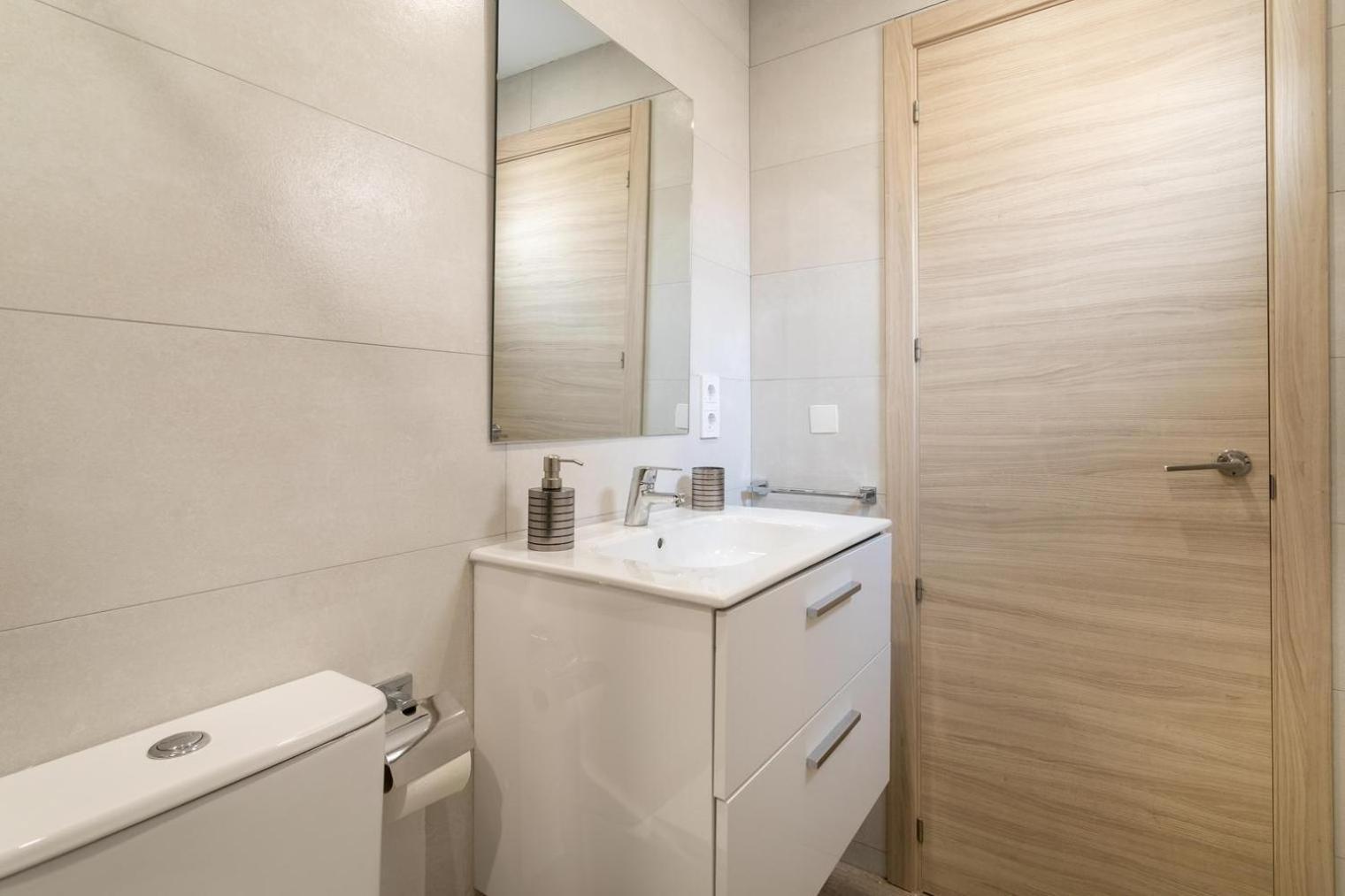 Bel Appartement Rustique Au Coeur D'Alicante Bagian luar foto